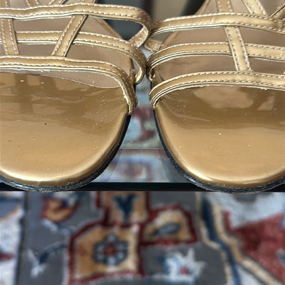 Stuart Weitzman Gold Patent Leather Strappy Sandals Size 39 - Picture 2 of 6